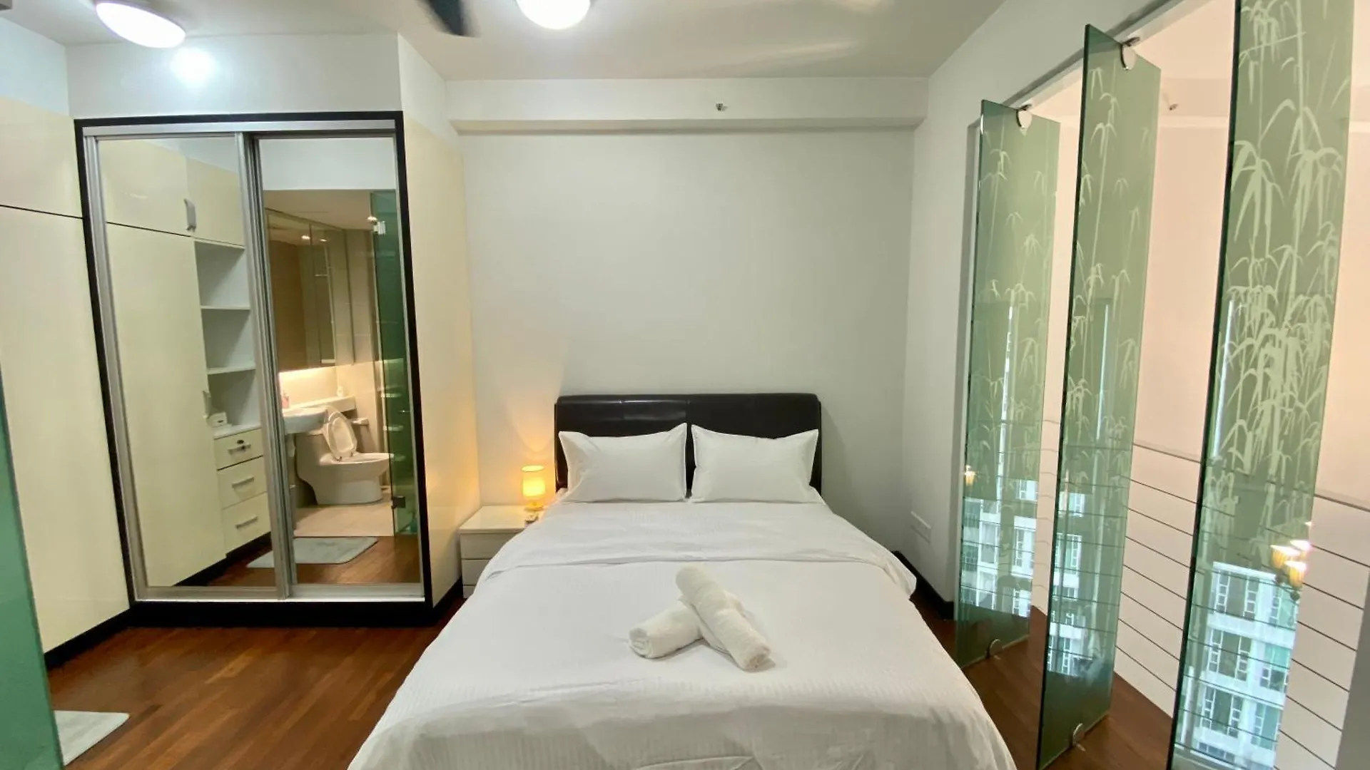 Duplex 775Sq Ft Near Mid Valley Kuala Lumpur Malaysia
