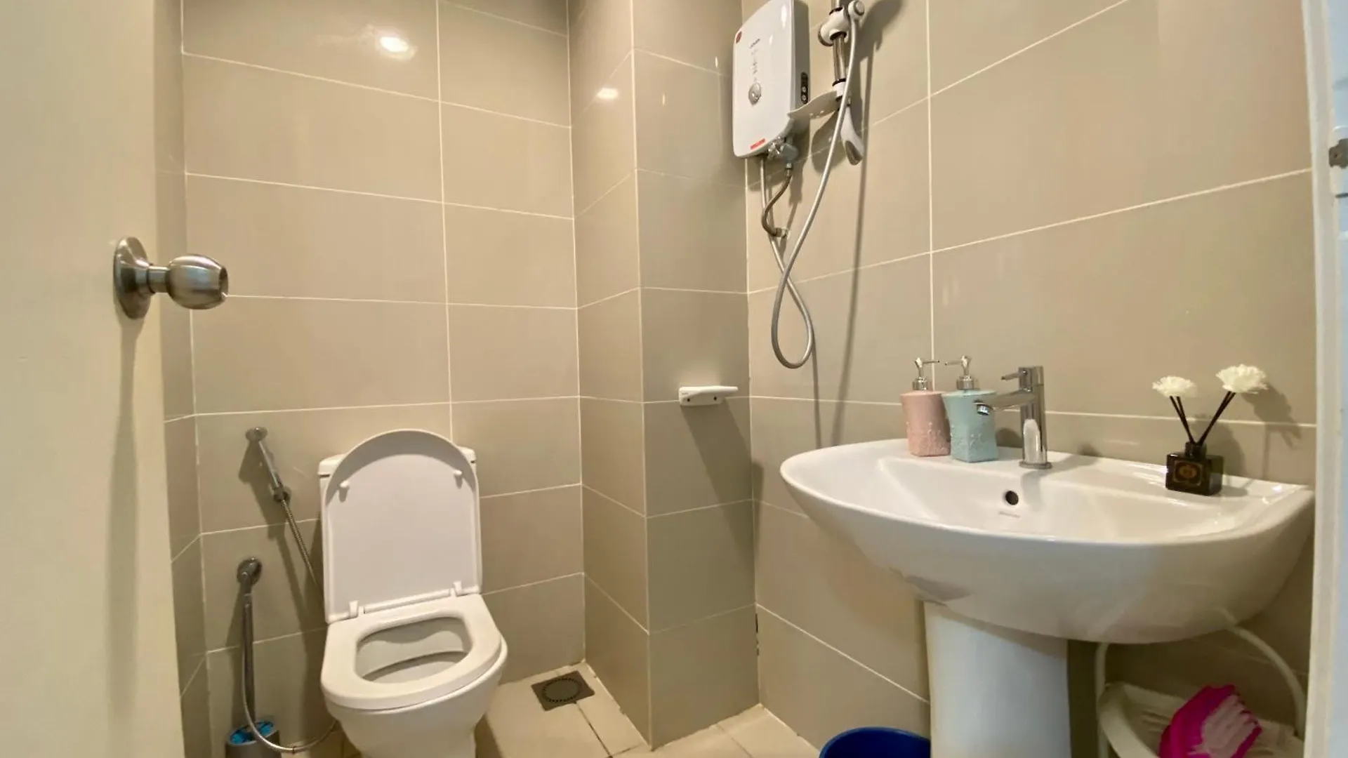 Apartment Duplex 775Sq Ft Near Mid Valley Kuala Lumpur