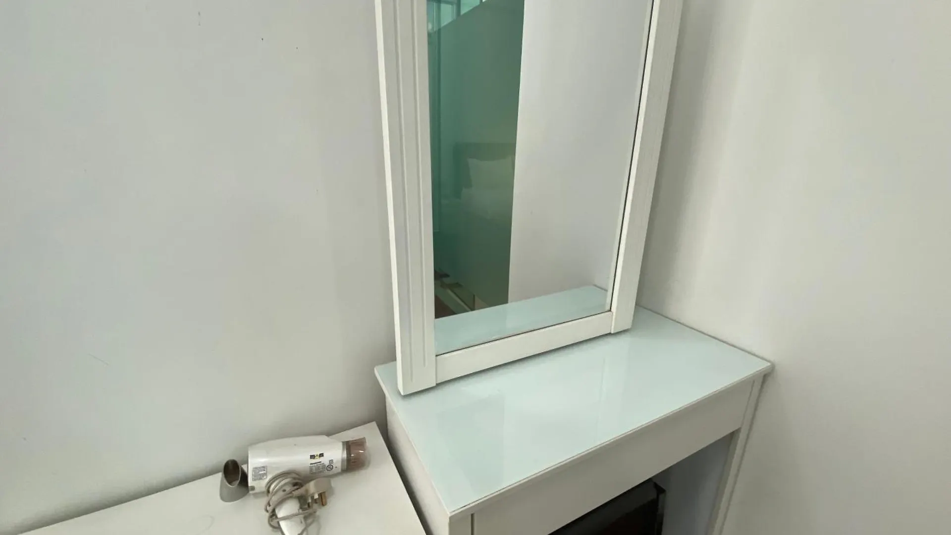 Duplex 775Sq Ft Near Mid Valley Kuala Lumpur 0*,  Malajsie
